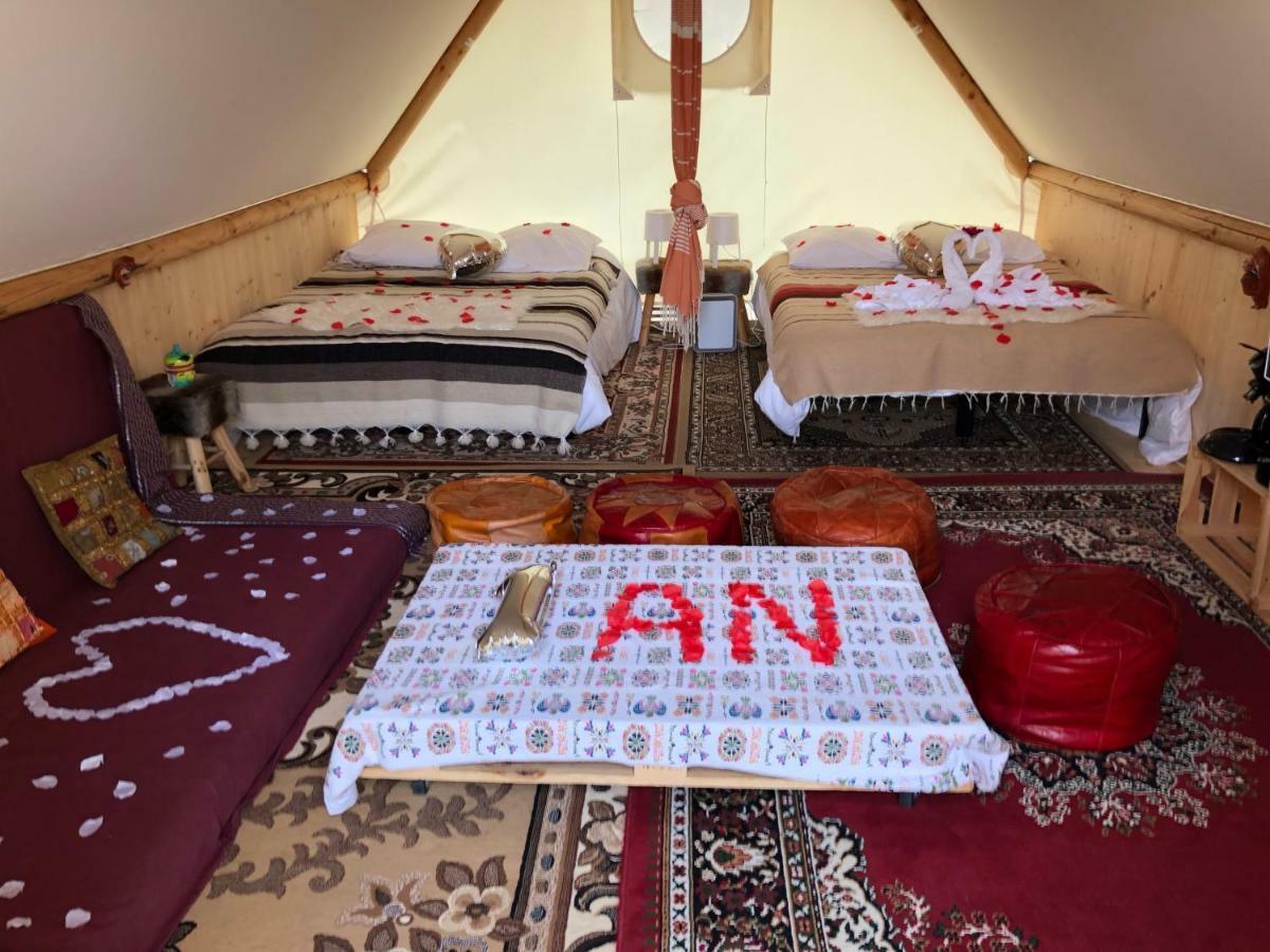 Les Nuits Insolites De Madine Nonsard-Lamarche Buitenkant foto